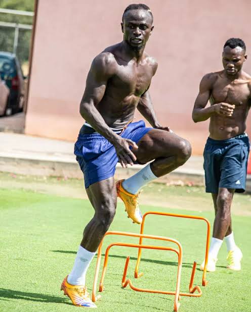 Sadio Mane no tattoo