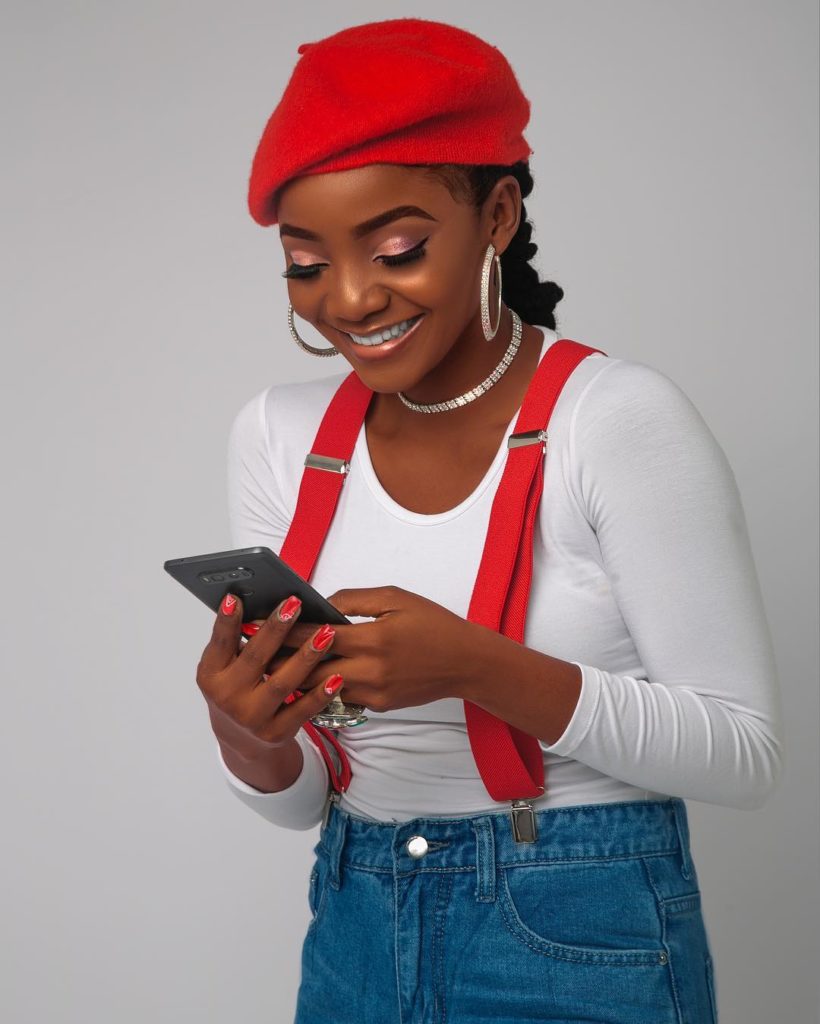 Simi Announced As Brand Ambassador For Opera In Nigeria